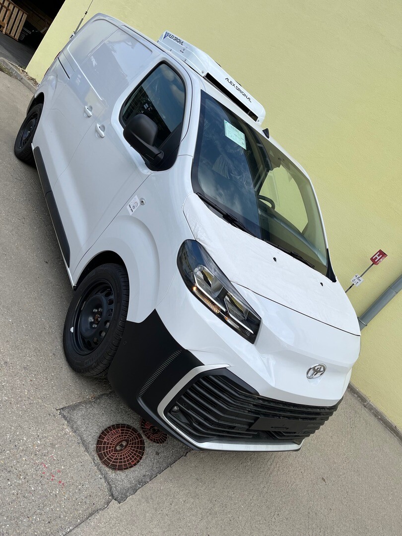 Toyota PROACE