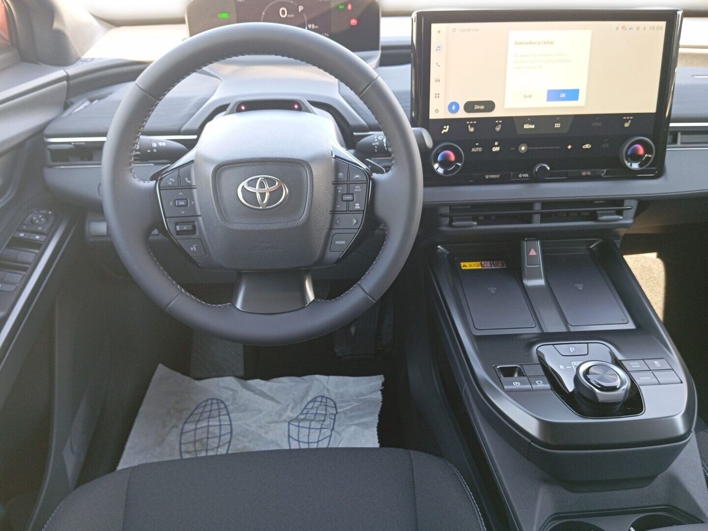 Toyota C-HR+