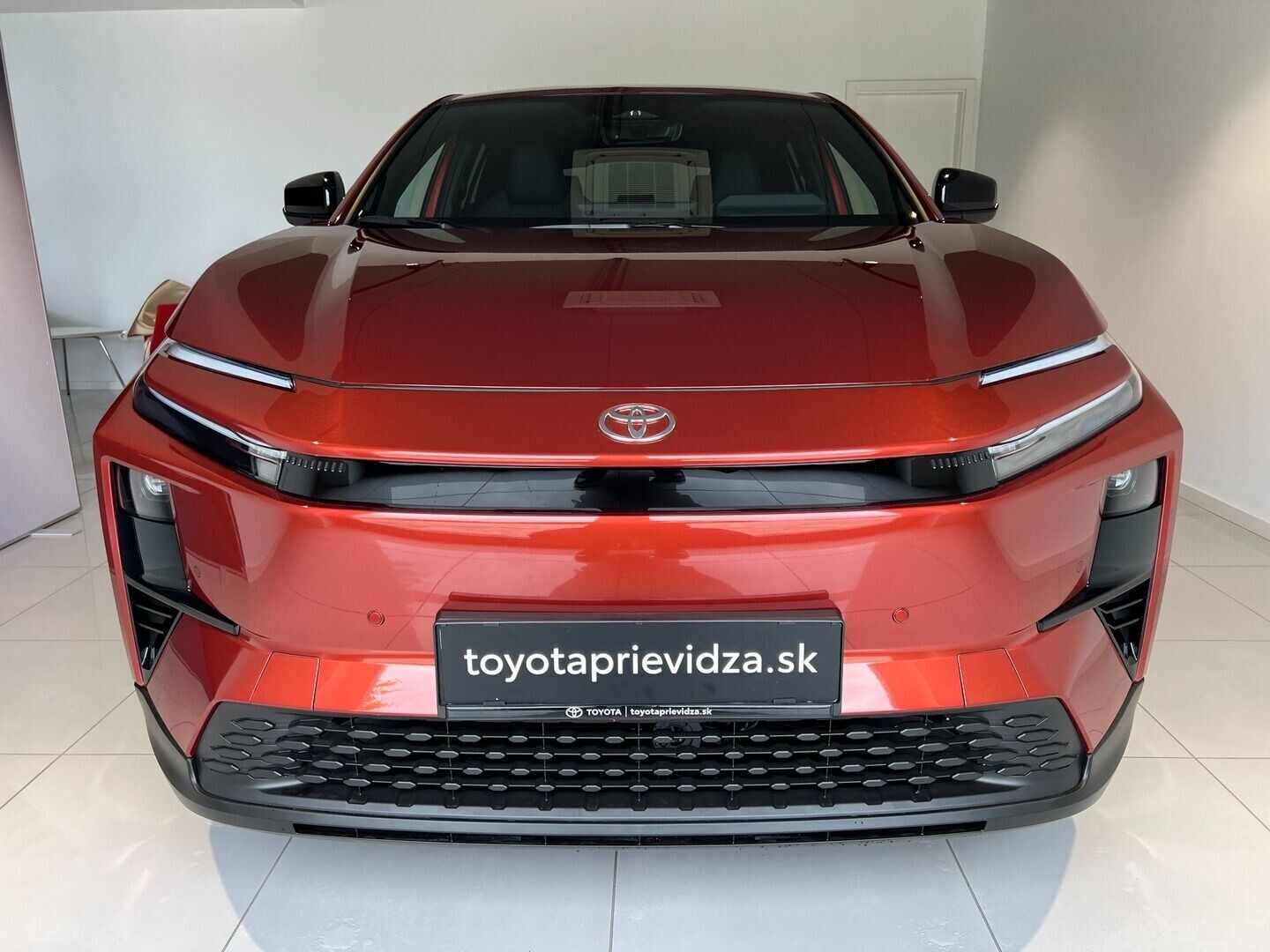 Toyota C-HR+