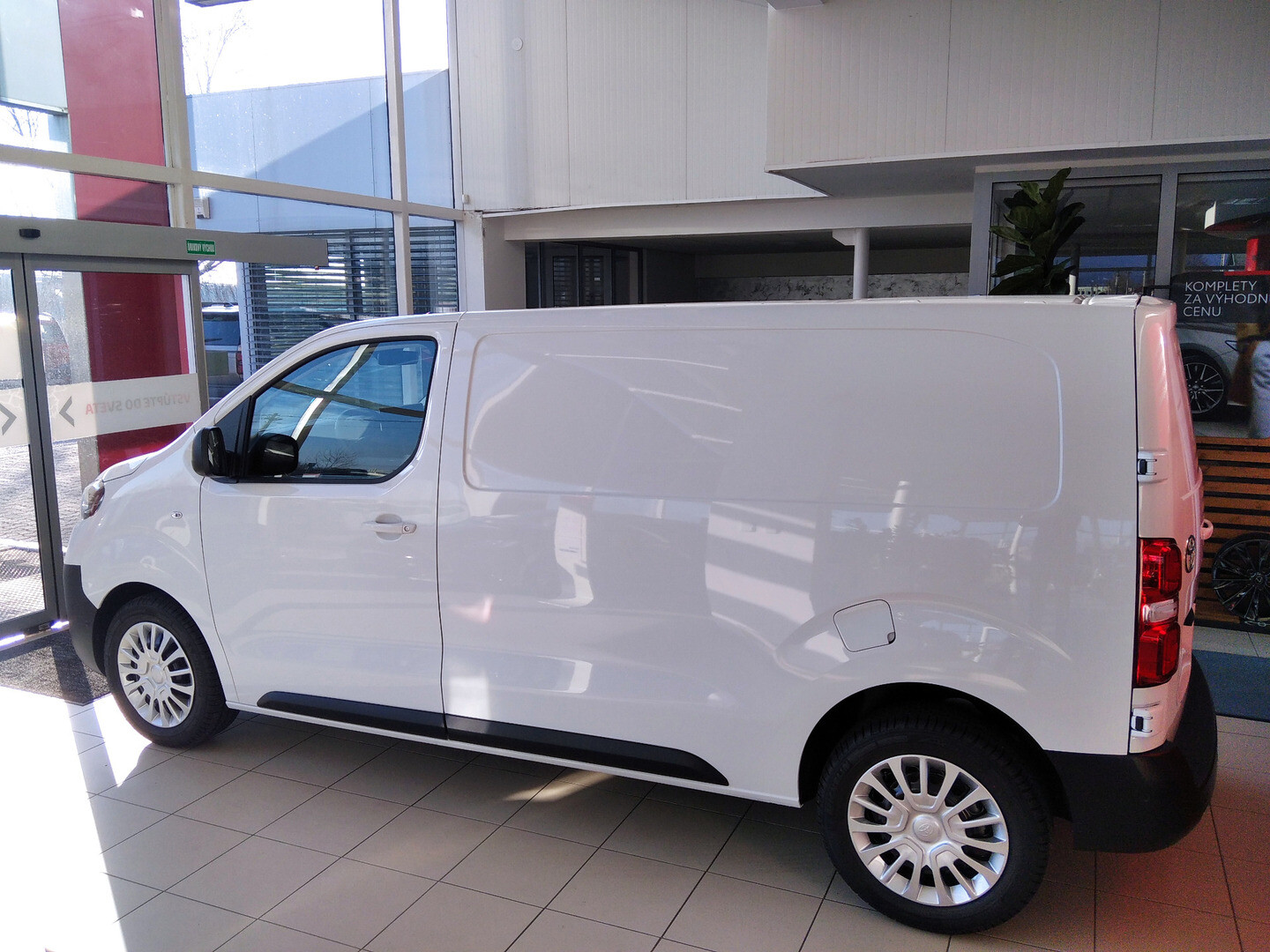 Toyota PROACE