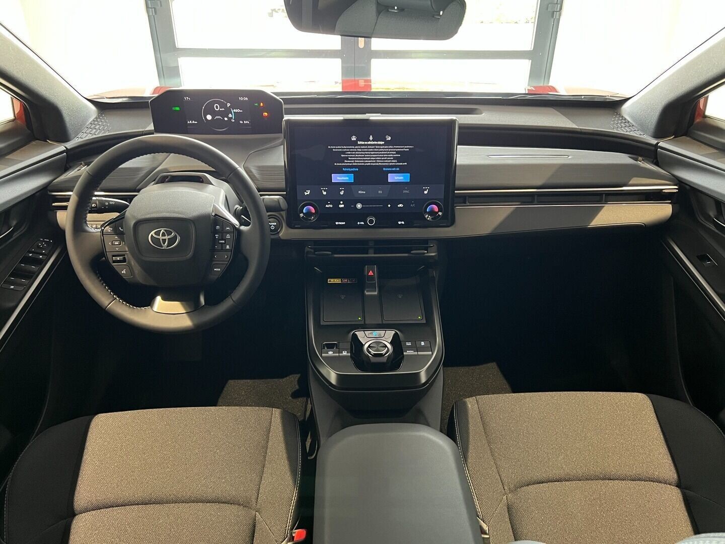 Toyota C-HR+
